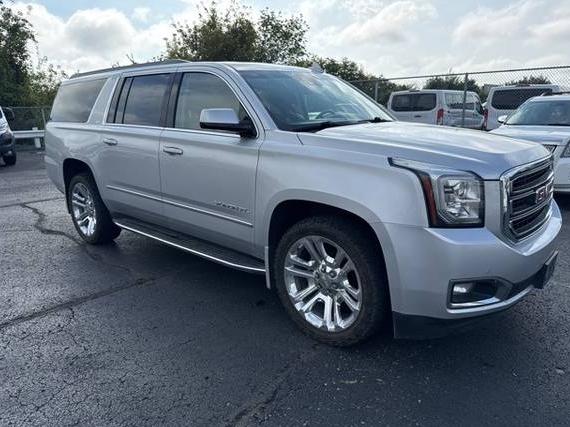 GMC YUKON XL 2017 1GKS2GKC3HR261654 image